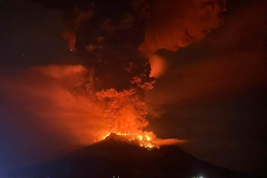 Gas SO2 (Sulfur Dioksida) Gunung Ruang Kabarnya Menyebar ke Seluruh Indonesia, Benarkah?
