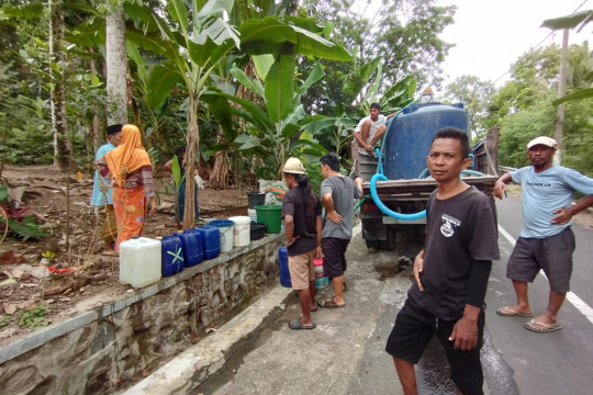 Kesulitan Air Bersih, Masyarakat di Sekotong Harapkan Adanya Bantuan