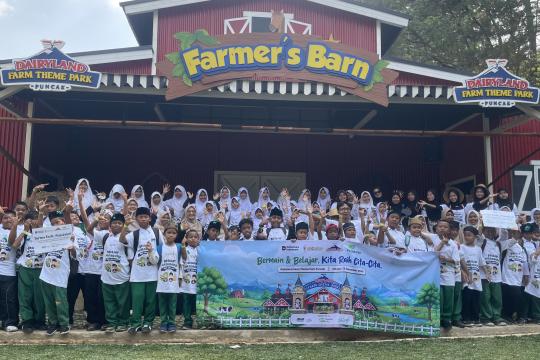 Belajar, Menabung, Raih Cita-Cita: ASAR Humanity, Pegadaian, dan Cimory Dairyland Ajak 500 Anak Yatim-Dhuafa Kenal Literasi Keuangan