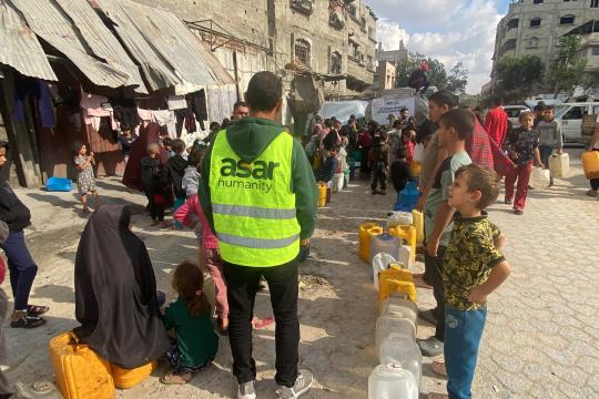 ASAR Humanity Distribusikan Water Tank untuk Warga Gaza yang Hadapi Krisis Air Bersih