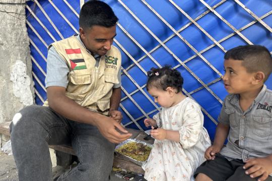 #SelamanyaJagaPalestina: Zakatmu Hadirkan Makanan Hangat bagi 4.000 Warga Gaza Utara