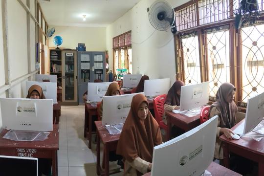 KSrelief Perkuat Pendidikan Digital melalui Laboratorium Komputer di Mentawai